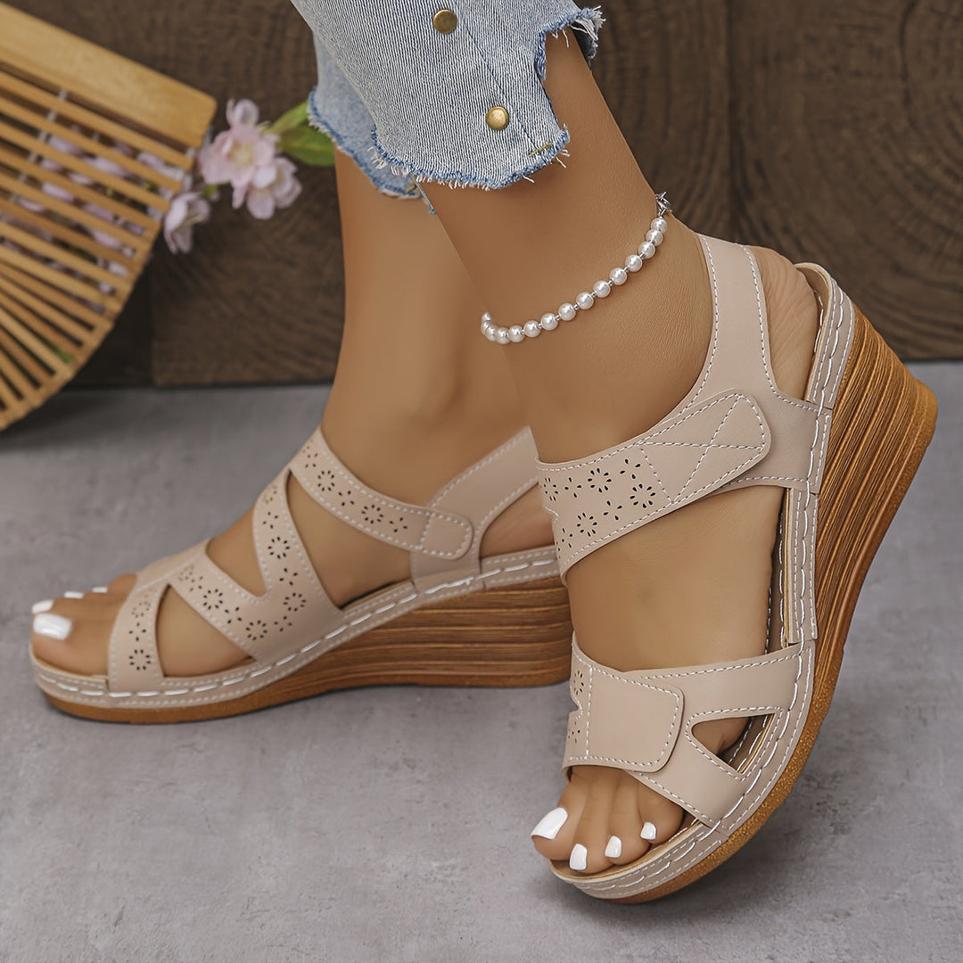 Prudy | Gepolsterte Keilsandalen