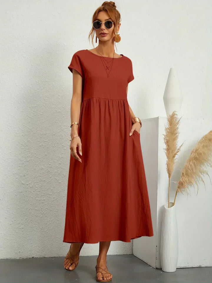 Sofia – Ein elegantes Kleid mit schlichtem Schnitt