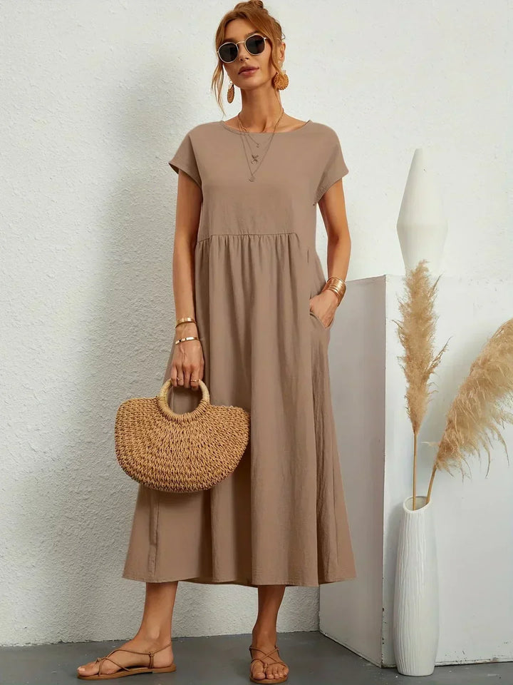 Sofia – Ein elegantes Kleid mit schlichtem Schnitt