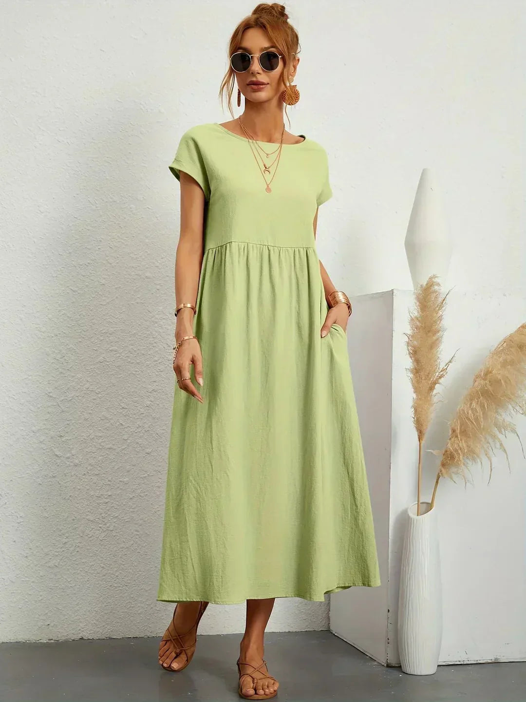 Sofia – Ein elegantes Kleid mit schlichtem Schnitt